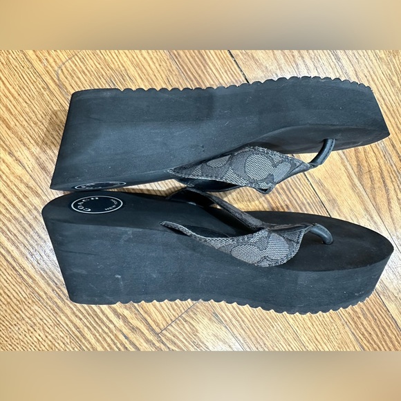 Coach sandals - Picture 2 of 6
